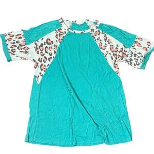 Women’s animal print teal top